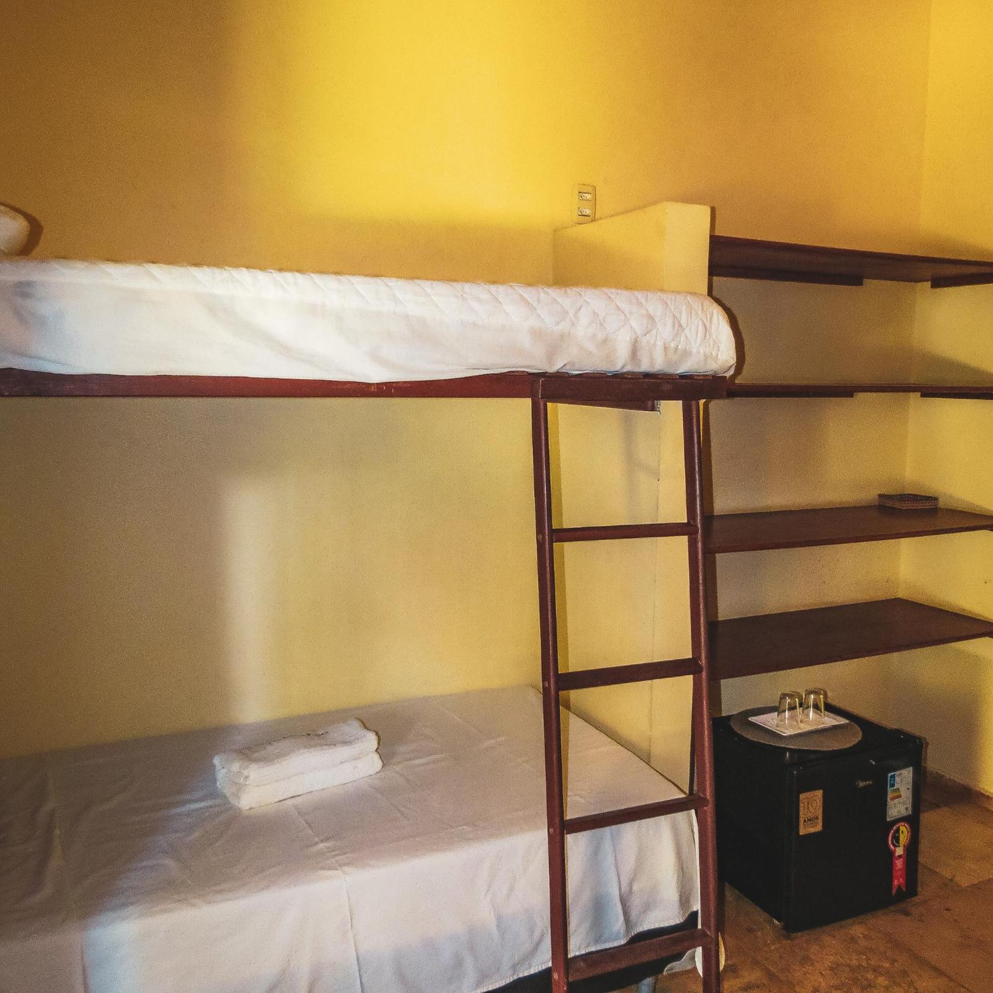 Meeting Point & Kiteschool Inn 4*